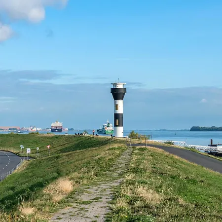 Moderne Direkt Am Elbdeich Und Am Elberadweg Bei Moldenhauer - No1 * Hollern-Twielenfleth