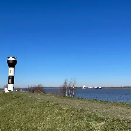 Moderne Direkt Am Elbdeich Und Am Elberadweg Bei Moldenhauer - No1 Hollern-Twielenfleth